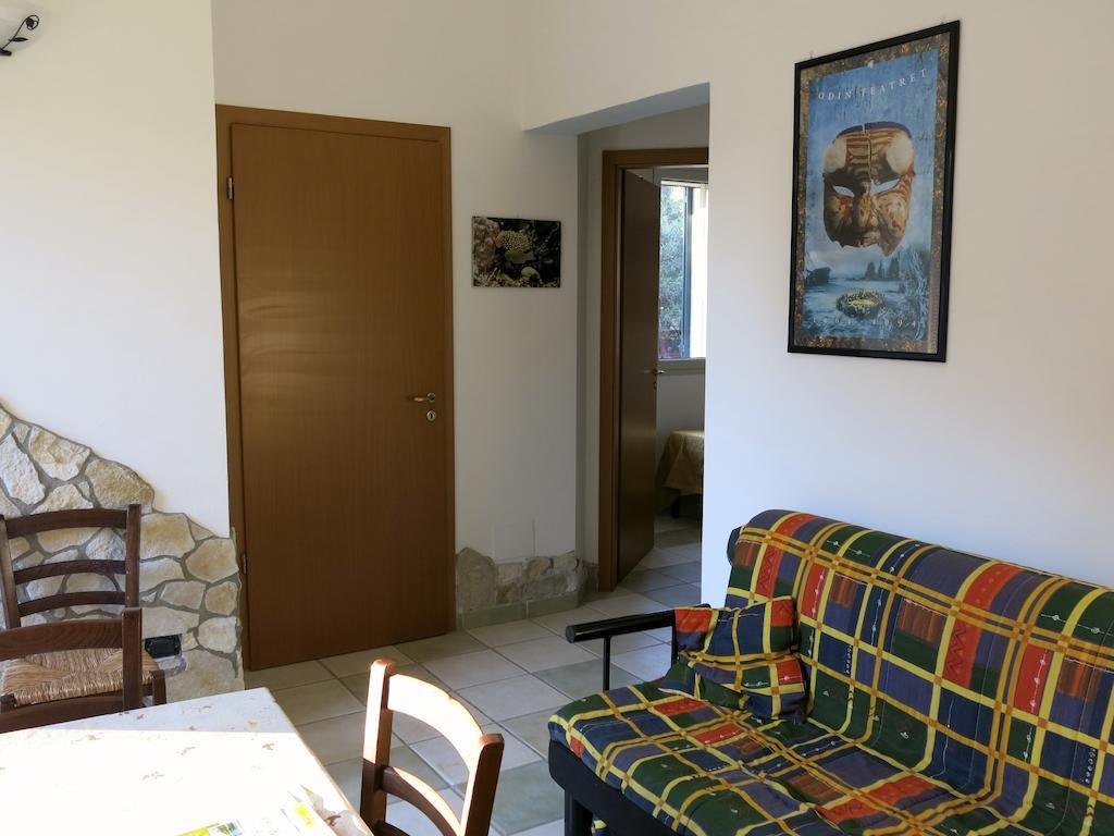 Agriturismo Tenuta Del Morige Галатоне Номер фото